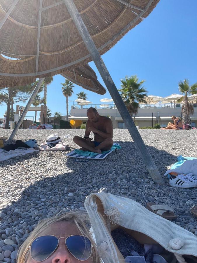 Villeneuve Loubet Plage- Entre Nice Et Cannes Exterior photo