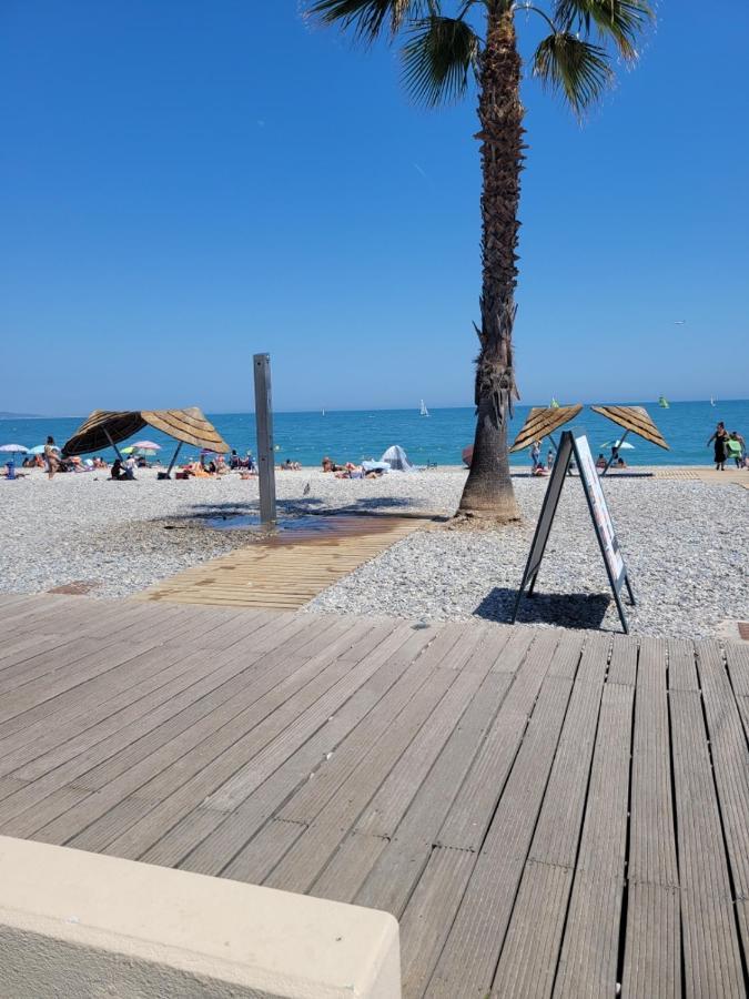 Villeneuve Loubet Plage- Entre Nice Et Cannes Exterior photo