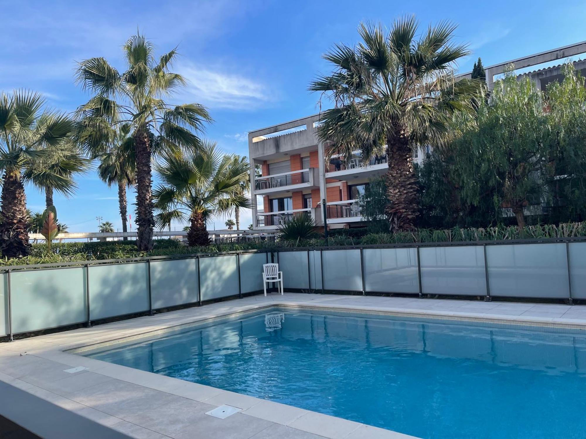 Villeneuve Loubet Plage- Entre Nice Et Cannes Exterior photo