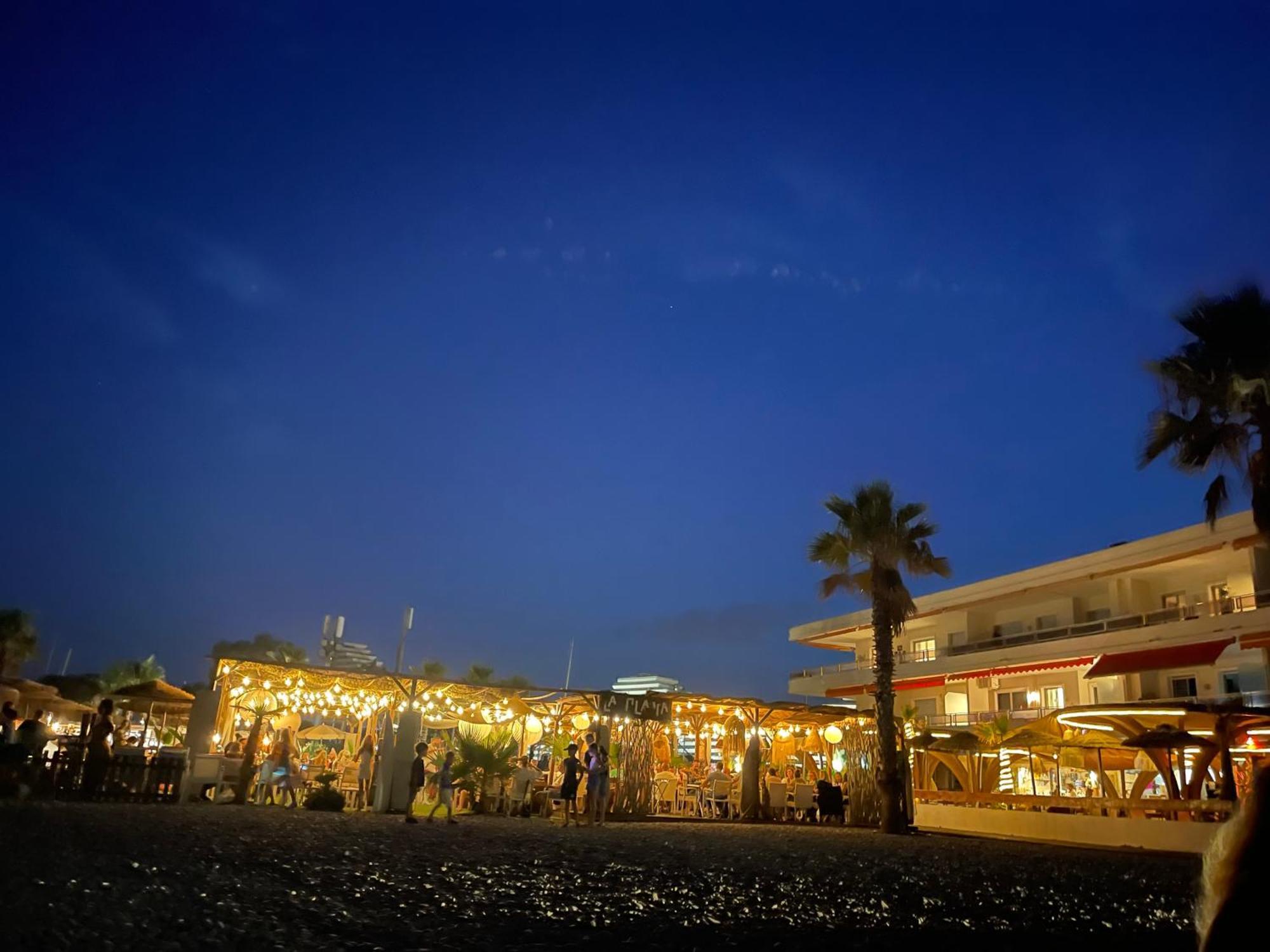 Villeneuve Loubet Plage- Entre Nice Et Cannes Exterior photo